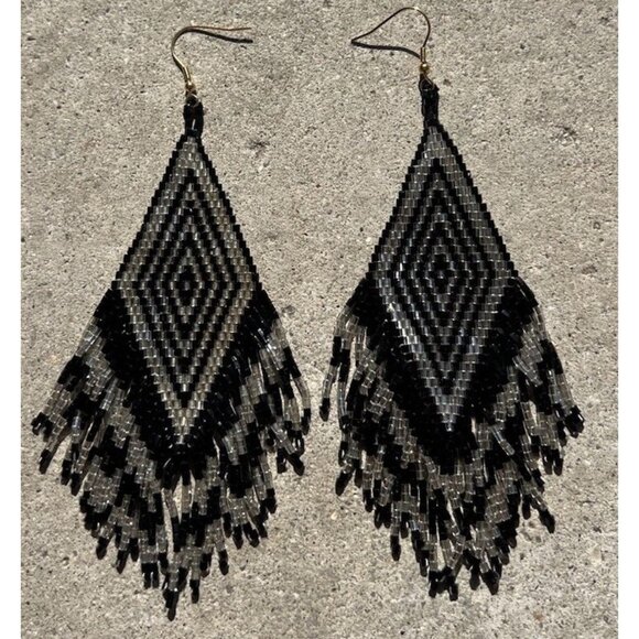 Vintage Long Black Clear Seed Bead Cluster Dangle Pierced Earrings Western 6” - Picture 11 of 13